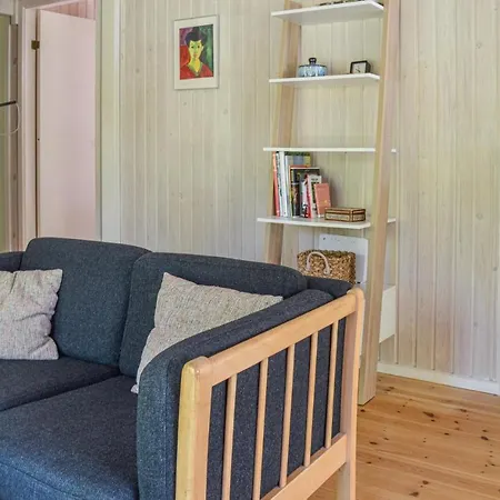Gorgeous In With Kitchen Feriehus